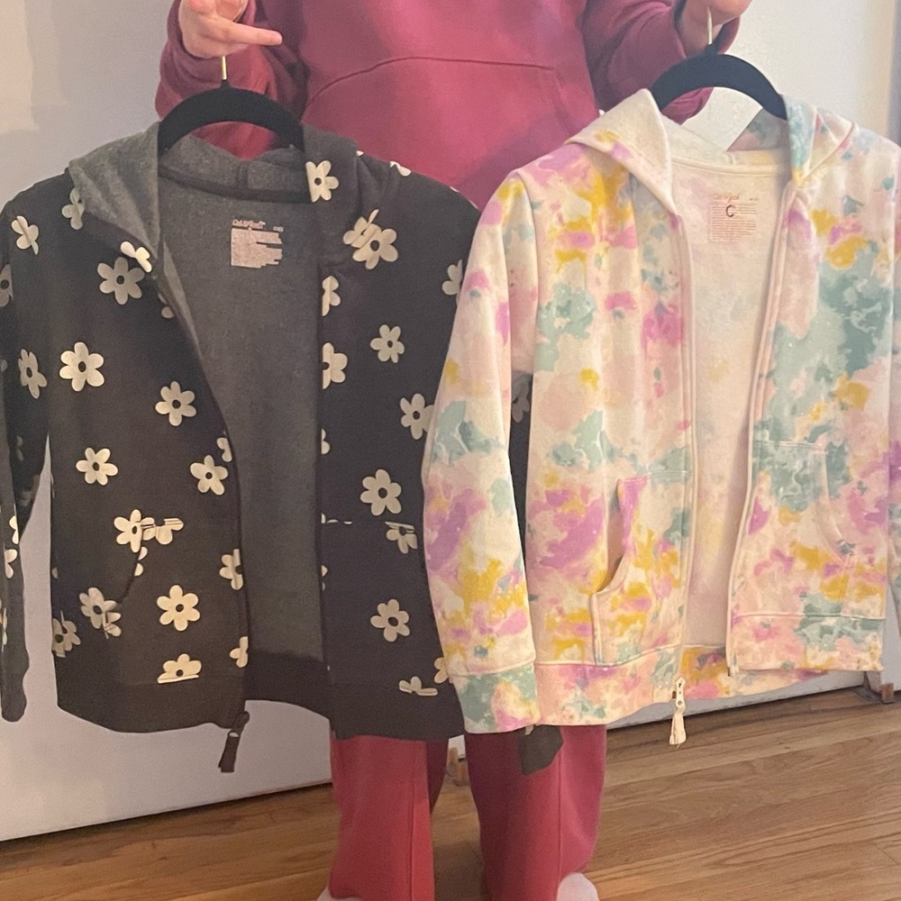 Cat & Jack Girl’s Zip Up Hoodies (2)